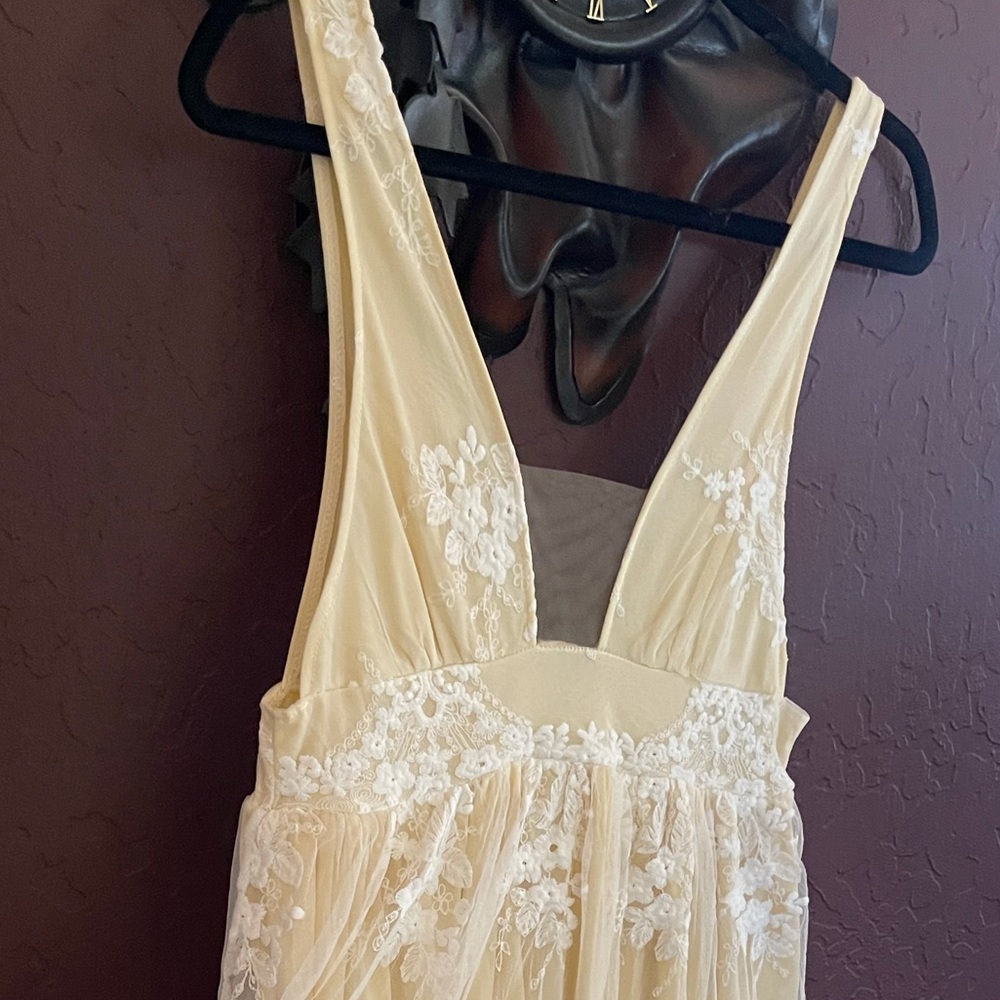 Romantic Eyelash Lace Bone White Maxi Gown Dress - Picture 6 of 10